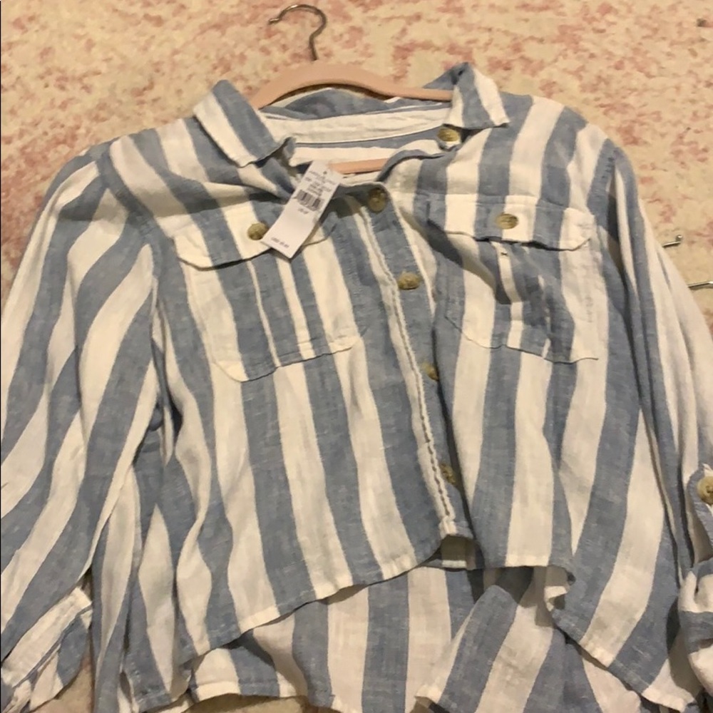 American Eagle button down